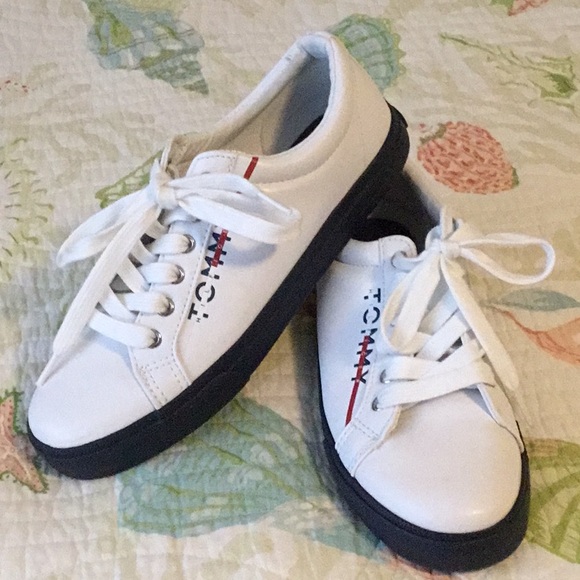 Only wore once - Picture 4 of 4